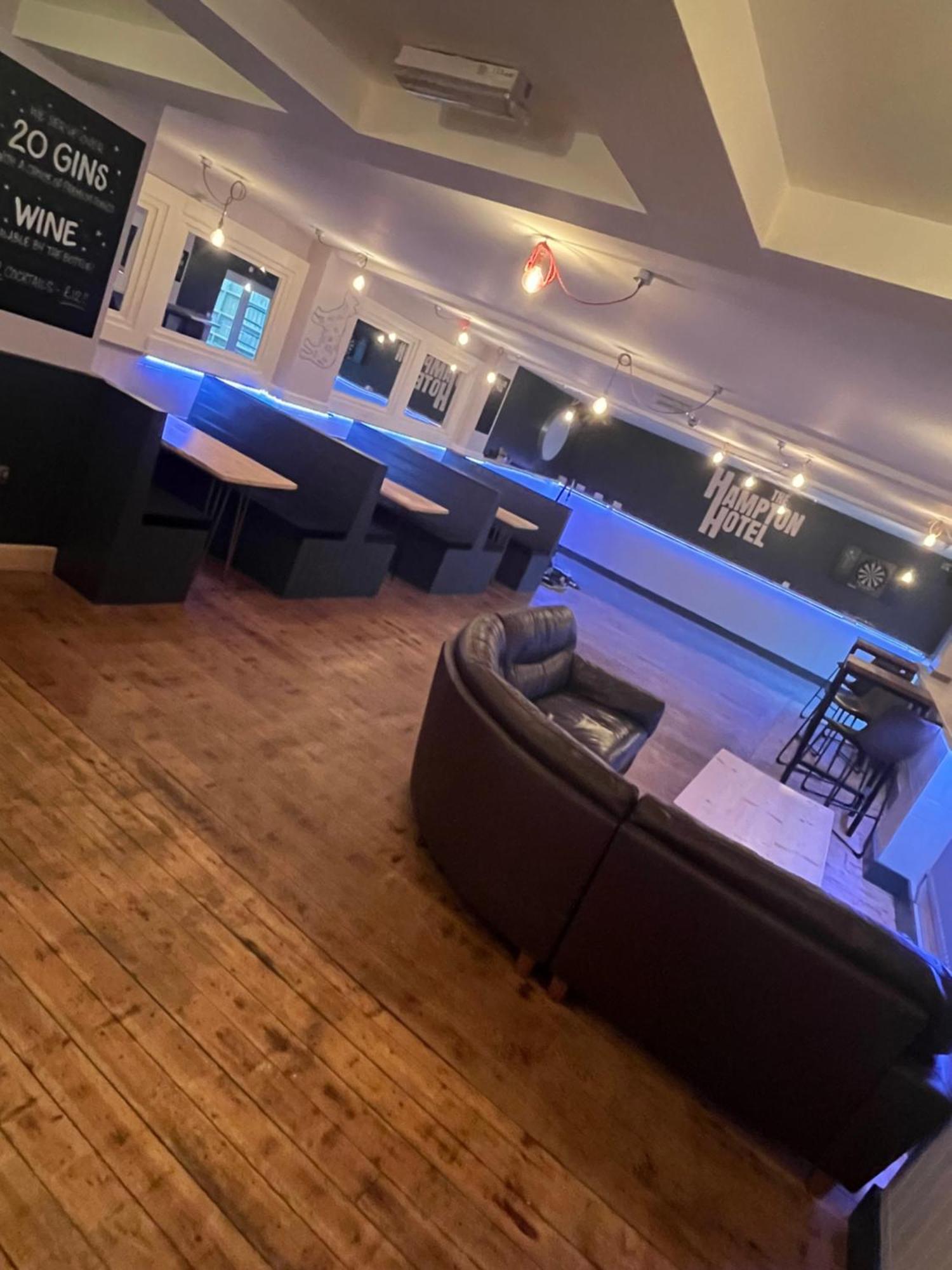 Hampton Hotel & Restaurant Llandrindod Wells Exteriör bild