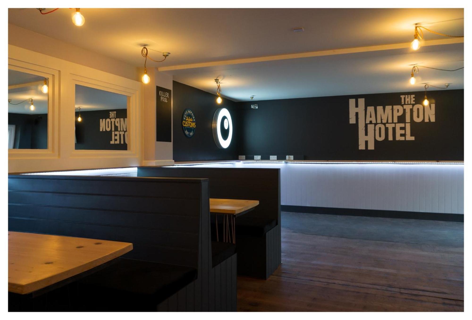 Hampton Hotel & Restaurant Llandrindod Wells Exteriör bild